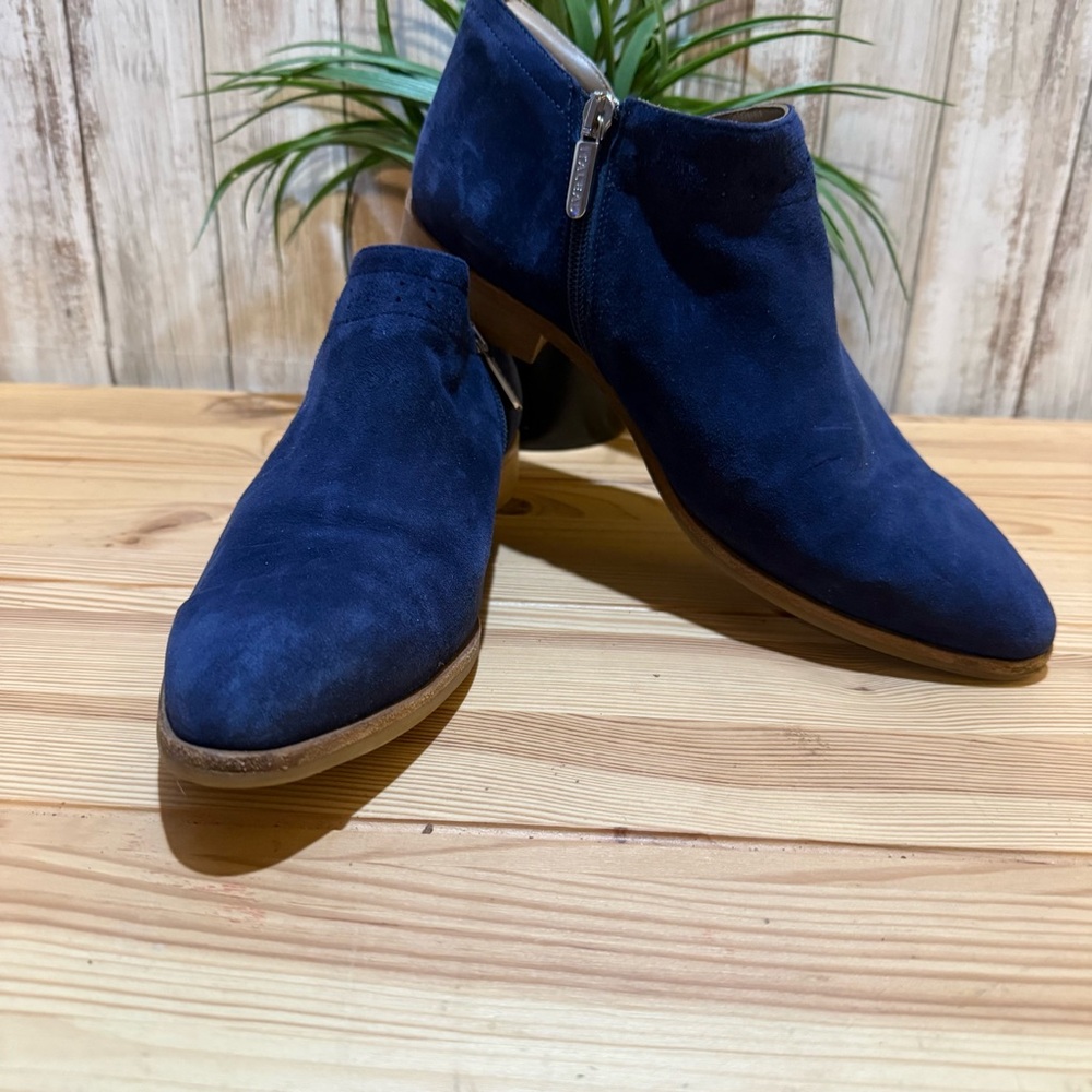 Italeau Florence Leather Ankle Booties Blue size 39